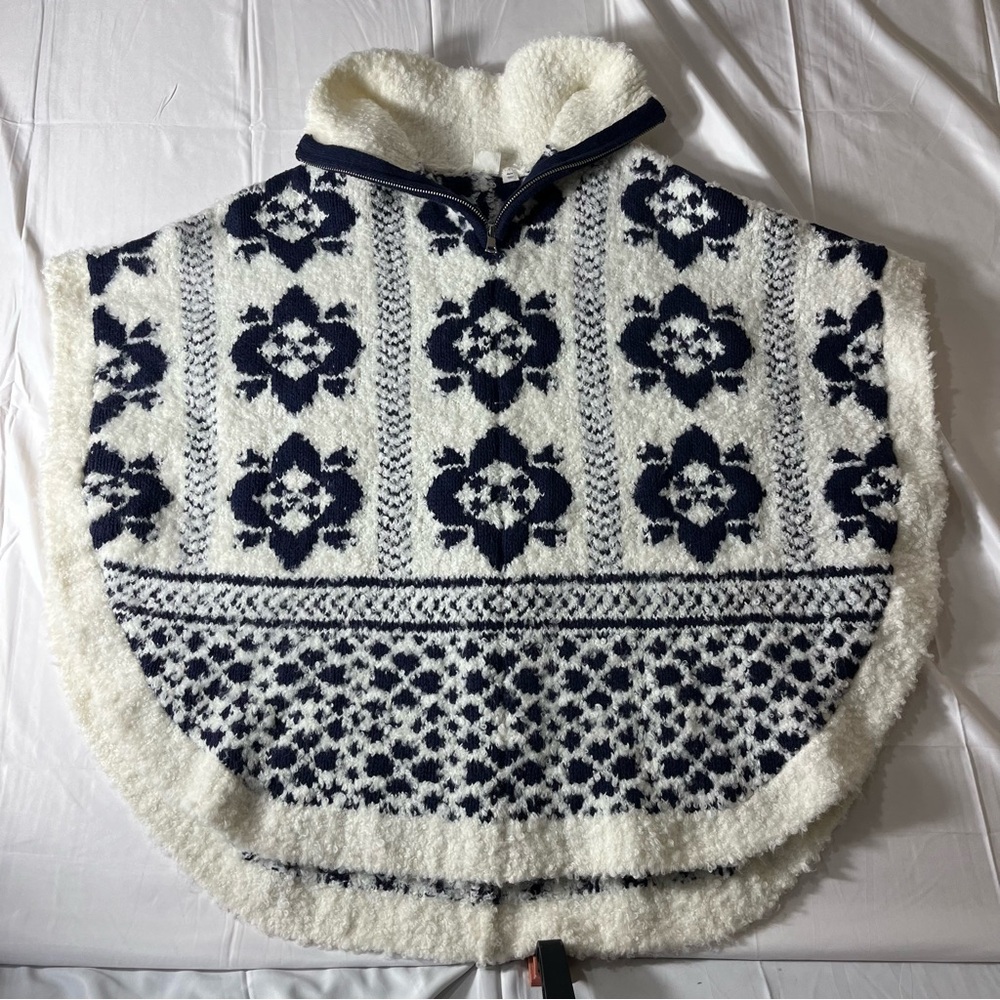 Gap Half Zip Fluffy Knit Wool Blend Poncho
 Sz XS/S Oversized - Picture 4 of 9